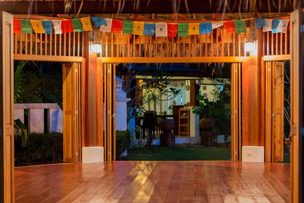 Easy Time Resort Laem Sai Beach Exterior foto