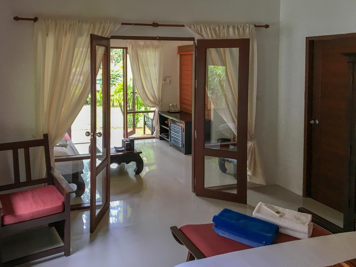 Easy Time Resort Laem Sai Beach Exterior foto