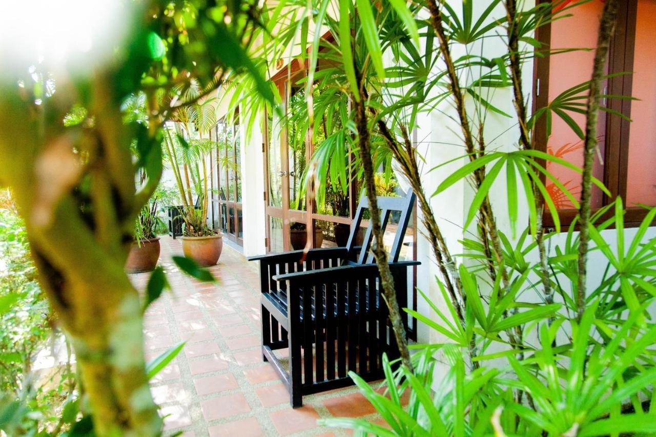 Easy Time Resort Laem Sai Beach Exterior foto